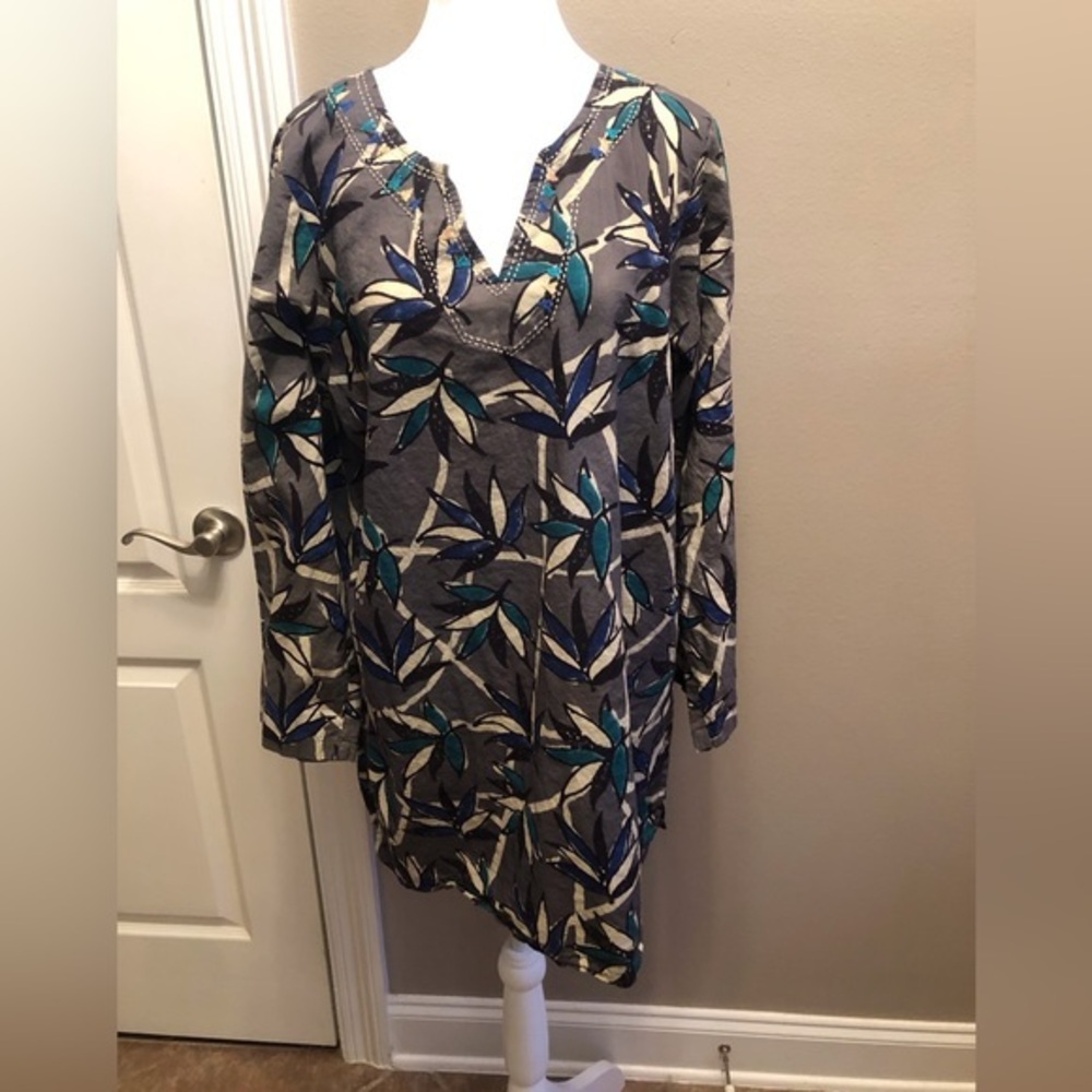 Vintage Dignity Not Charity Women’s Tunic Top Size Large